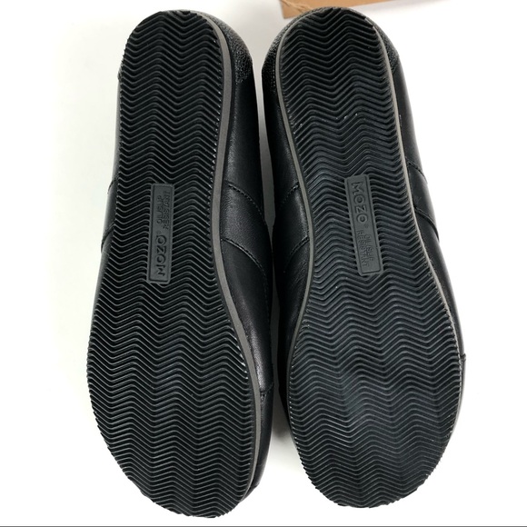 Mozo Sport Leather Slip-On Black Flat - Picture 10 of 12
